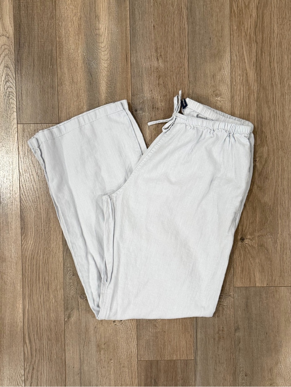 Lightweight Drawstring Pants — White
